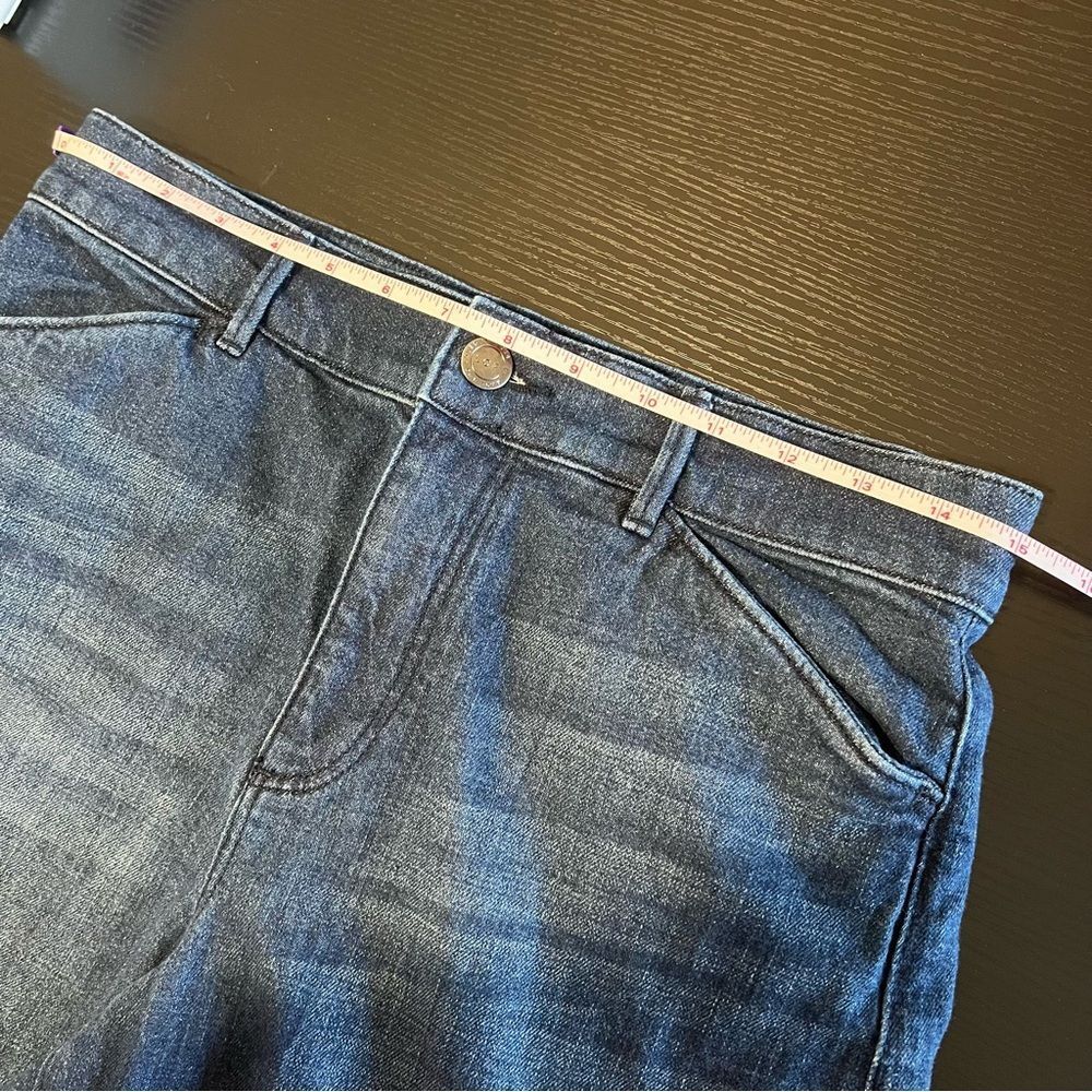 Loft Women’s High Rise Trousers Dark Wash Wide Leg Jeans 6 - Picture 9 of 11